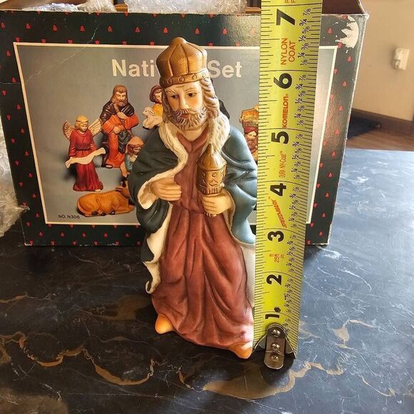 11 piece hand painted ceramic Nativity Scene Christmas Jesus - Picture 14 of 14